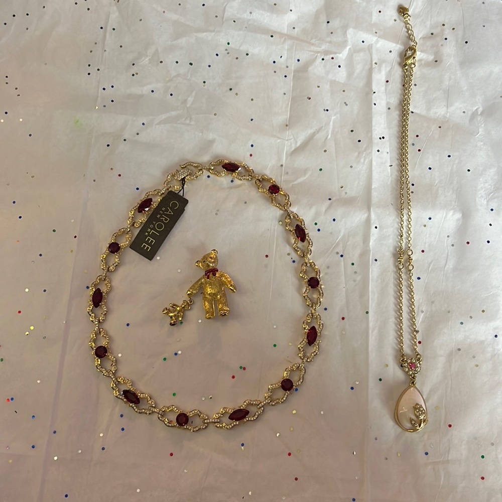 Bundle set (Carolee) gold tone jewelry